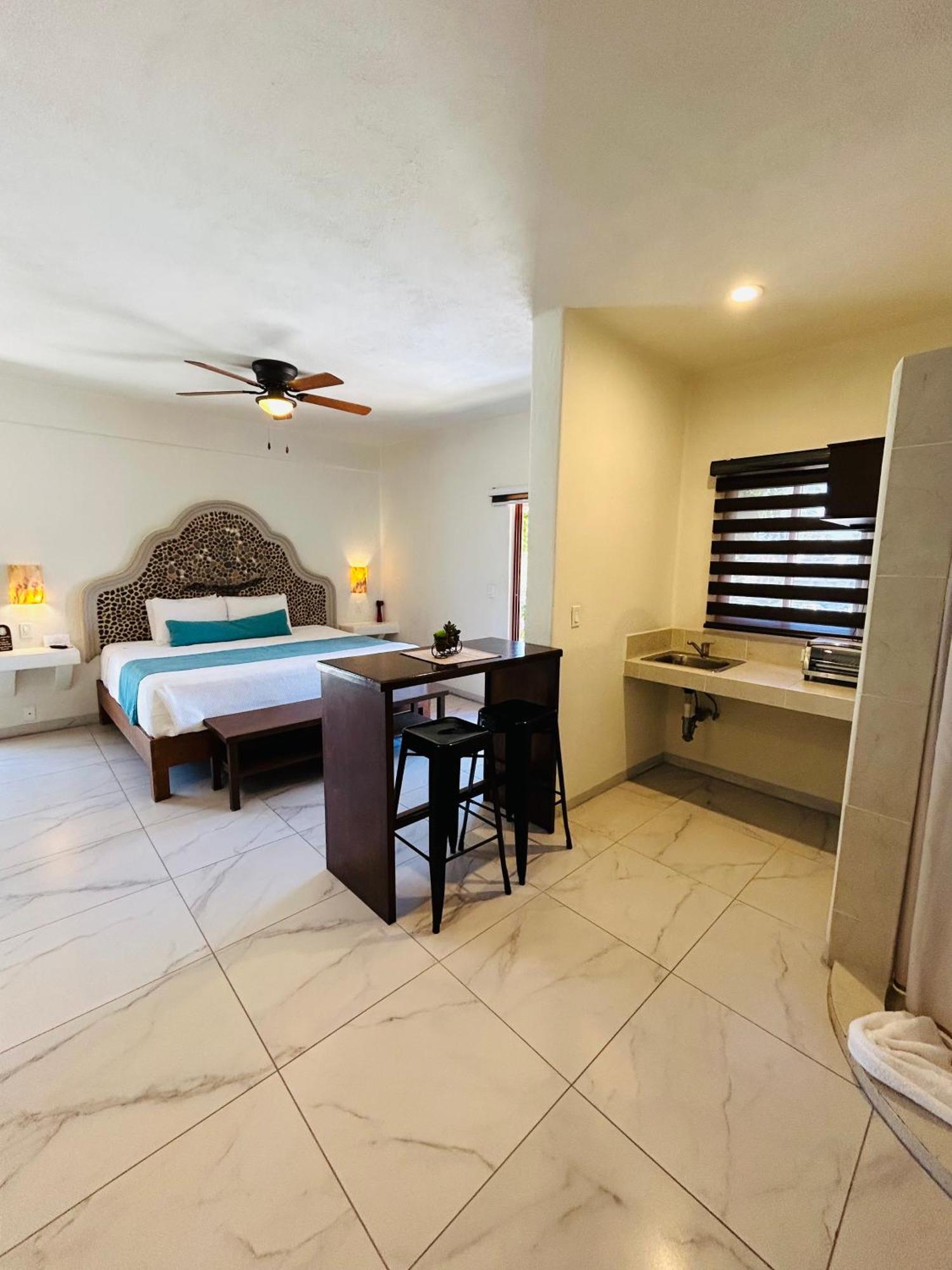Rosarito Hotel Лорето Экстерьер фото