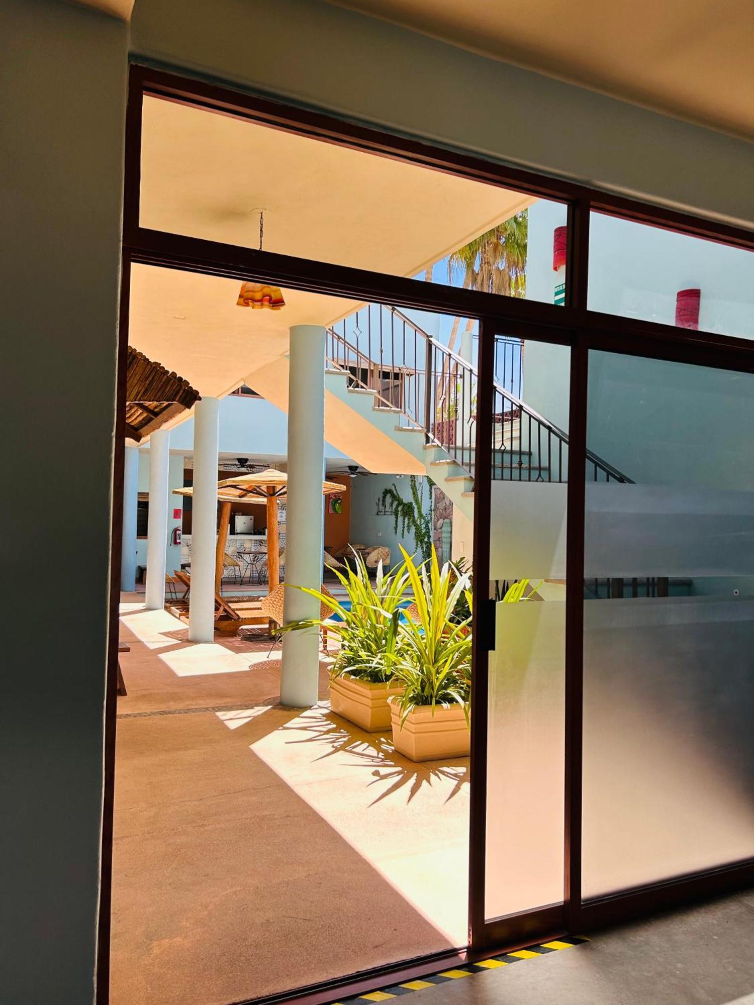 Rosarito Hotel Лорето Экстерьер фото